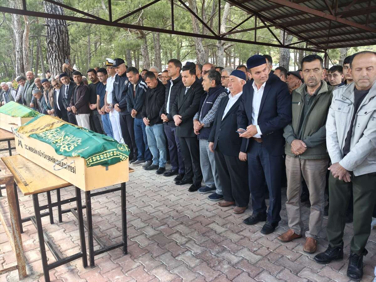 Aynı aileden 2 can gitti! Polis baba kurtuldu, hamile anne yoğun bakımda 14